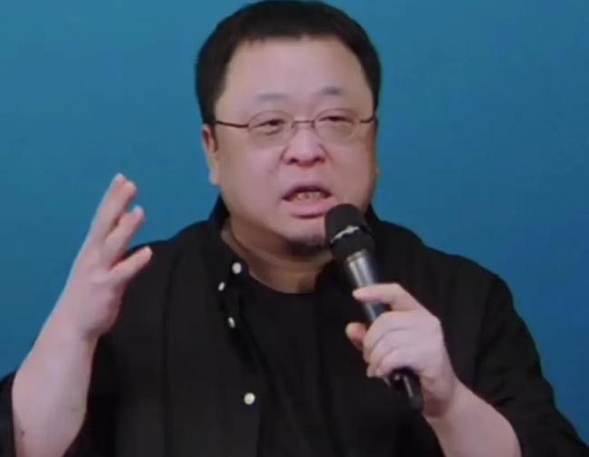 罗永浩切片授权背后猫腻:交个朋友2980元带货课被指“割韭菜”!多人喊话“退钱”